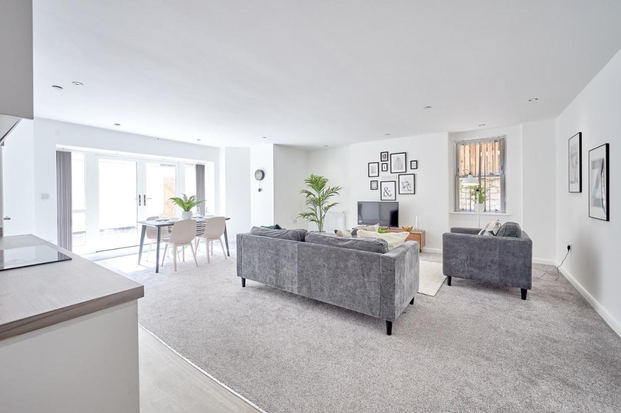Modern 2 Bedroom Apartment In Preston Preston  Esterno foto
