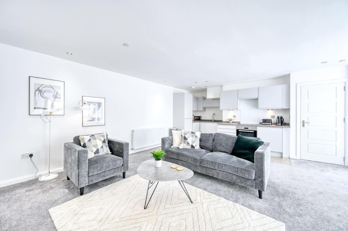 Modern 2 Bedroom Apartment In Preston Preston  Esterno foto